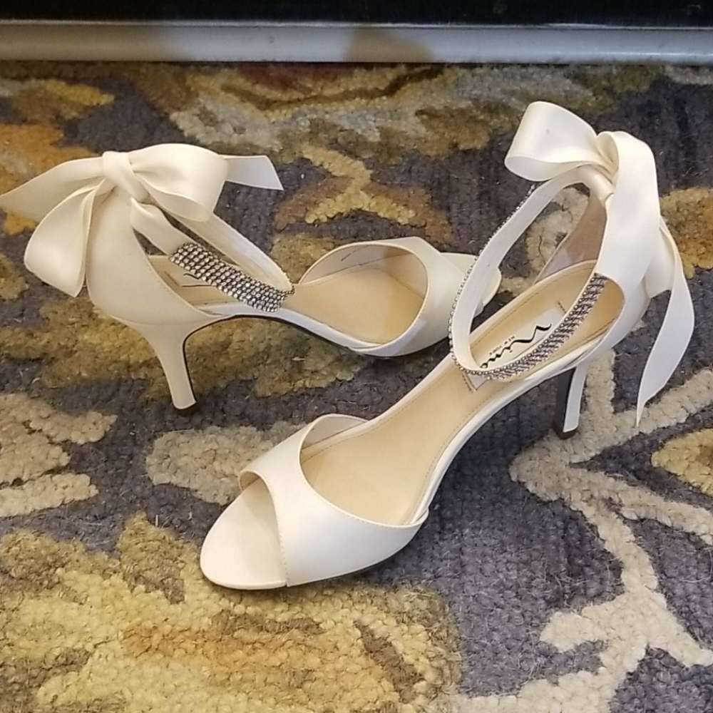 Nina Ivory Heels